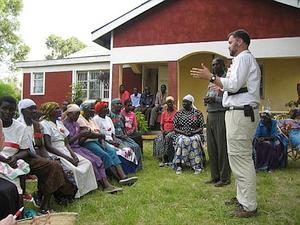 Daniel Oerther teaching facilitating a community discussion about drinking water